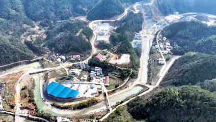 大抓項(xiàng)目、大抓發(fā)展，通山比拼作為奮勇爭先，新型能源產(chǎn)業(yè)蓄勢騰飛